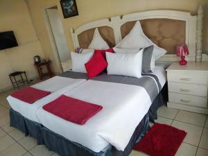 Gallery image of The Crown Inn Guest House in Harare