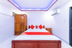 Cama ou camas em um quarto em Q3 Viet An Hotel Nha Trang