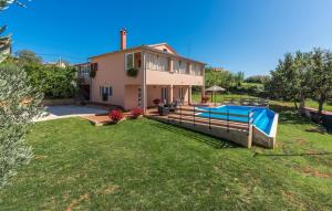 Bazén v ubytovaní Apartment Kata with Private Pool alebo v jeho blízkosti