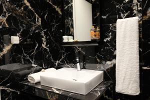 A bathroom at STUDIO ANASTASIA