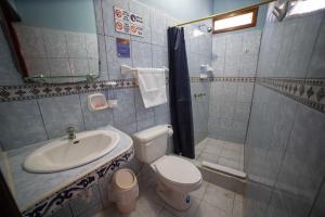 Vannituba majutusasutuses Hostal Gladismar