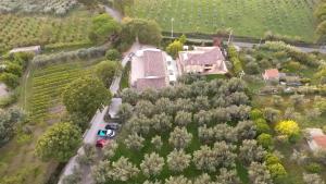 an aerial view of a house with a yard at Antica Locanda Della Via Francigena in Vetralla