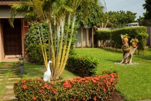 Billede fra billedgalleriet på Travellers Palm Court i North Legon + 38 billeder