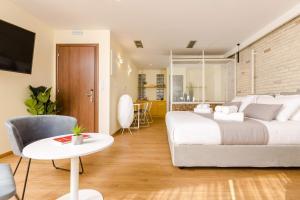 Gallery image of SUITES@SYNGROU-FIX in Athens