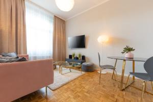TV a/nebo společenská místnost v ubytování campus Horn