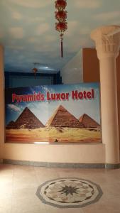Certifikát, hodnocení, plakát nebo jiný dokument vystavený v ubytování Pyramids Luxor Hotel & SPA
