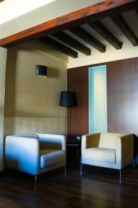 A seating area at Hotel Rural Plaza Mayor Chinchon