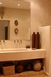 Vannituba majutusasutuses Riad Timila