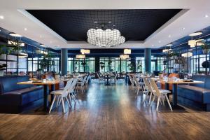 Ein Restaurant oder anderes Speiselokal in der Unterkunft HUP 