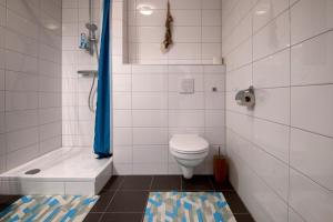 Vonios kambarys apgyvendinimo įstaigoje Stadslogement Bij de Sassenpoort