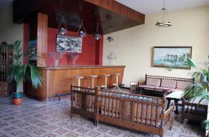 a lobby with a waiting room with aasteryasteryasteryasteryasteryasteryasteryastery at Hotel Tejuma in Puerto de la Cruz