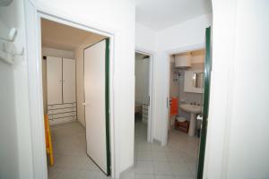Appartamento Nettunoにあるバスルーム