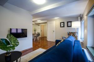 Telewizja i/lub zestaw kina domowego w obiekcie Apartamenty na Starówce / Old Town apartments