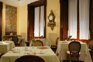 Gallery image of Villa Spalletti Trivelli - Small Luxury Hotels of the World in Rome