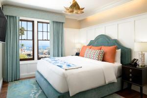 Ein Bett oder Betten in einem Zimmer der Unterkunft Hotel Atwater