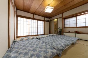 Katil atau katil-katil dalam bilik di Taro's House Kamakura Hase
