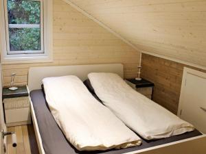 Krevet ili kreveti u jedinici u objektu 4 star holiday home in Sømna