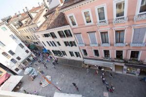 Hostia v ubytovaní Venice Luxury Terrace View of San Marco