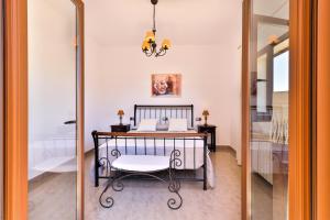 A bed or beds in a room at Villa Vidal