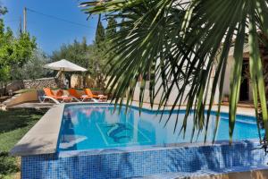 The swimming pool at or close to Villa Vidal
