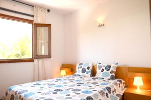 Postel nebo postele na pokoji v ubytování B16-Dúplex luminoso+ piscina a 150 m del mar + 21 fotografií