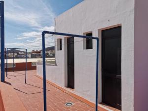 Budova, kde se apartmán nachází + 8 fotografií