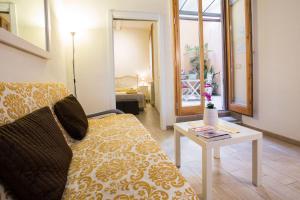 Posedenie v ubytovaní Charming Fiesolana Apartment in heart of Florence