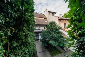Budova, v ktorej sa apartmán nachádza