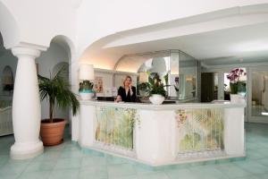 Vstupní hala nebo recepce v ubytování Hotel Floridiana Terme