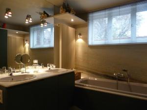 Uma casa de banho em B&B Sparrow's Nest