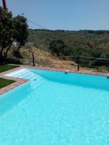 Swimmingpoolen hos eller tæt på Casa Rural El Mirador
