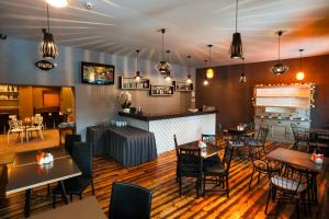 Lounge nebo bar v ubytování Primo Hotel