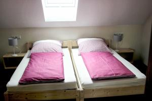 Postel nebo postele na pokoji v ubytování Ferienwohnung Ernle
