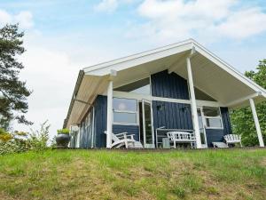 Gallery image of Three-Bedroom Holiday home in Knebel 19 in Knebel