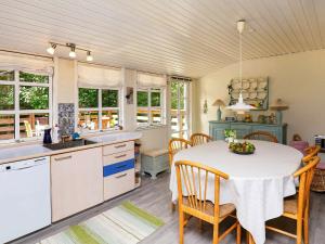 Gallery image of 6 person holiday home in Glesborg in Glesborg
