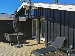 Fotografie z fotogalerie ubytování 9 person holiday home in Løkken-By Traum v destinaci Grønhøj