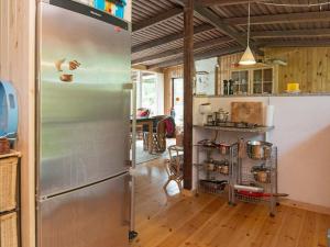 Kuchyň nebo kuchyňský kout v ubytování 4 person holiday home in Grenaa-By Traum + 10 fotografií