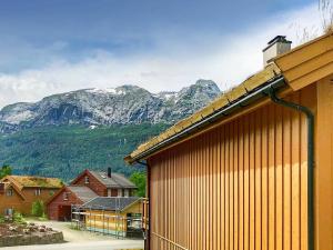 Afbeelding uit fotogalerij van 8 person holiday home in skulestadmo in Skulestadmo