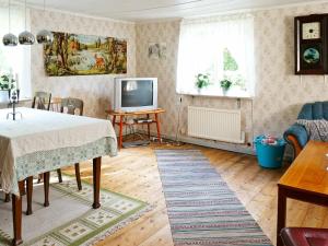 Fotografie z fotogalerie ubytování 5 person holiday home in SKÄLLINGE v destinaci Skällinge