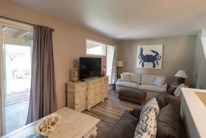 Gallery image of Bayou Village 613 in Destin