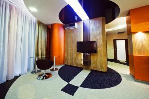 TV a/nebo společenská místnost v ubytování Blue Diamond Hotel Active SPA