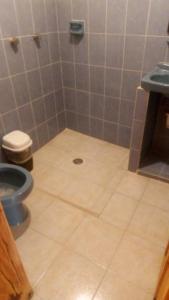 Ένα μπάνιο στο Planet Hostel