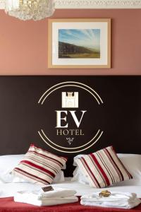 Cama ou camas em um quarto em Ellan Vannin Hotel