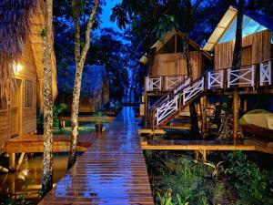 Vườn quanh Boatique Hotel and Marina