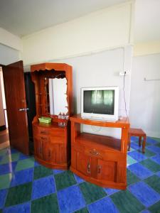 TV a/nebo společenská místnost v ubytování U Thong Hotel