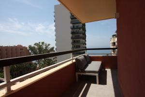 Balkón alebo terasa v ubytovaní Marbella Beach Sea views City Center Apartment