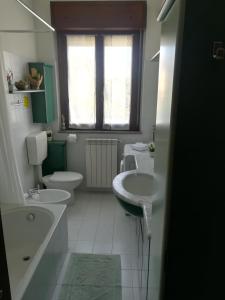 Bagno di Yellow House CIR 12040