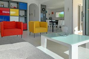 Fotografie z fotogalerie ubytování Villa Sonni v destinaci L'Escala