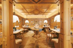 Restaurace v ubytování Verwöhnhotel Wildspitze
