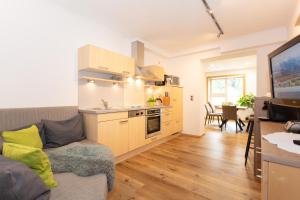 Kuchyňa alebo kuchynka v ubytovaní Appartments Niedermoser + 10 fotografií